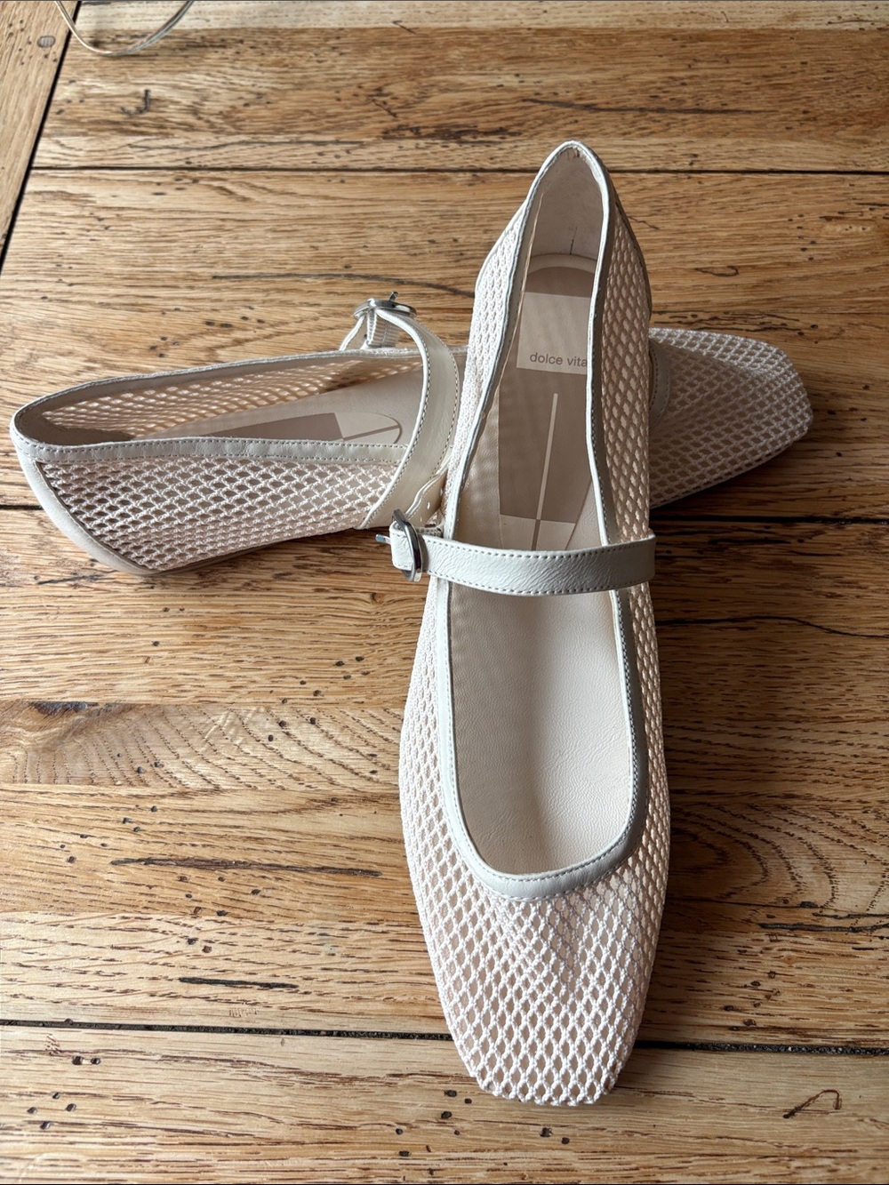 Dolce Vita Flats. Size 11